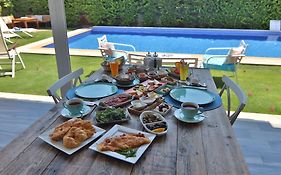 Alacaat Otel